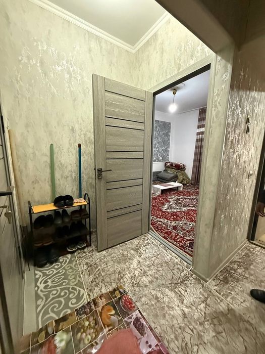 Срочно придётся 2/1/4 квартира феруза эко базар балкон 2/6 с ремонтом