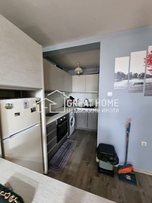 Продава се Тристаен апартамент в Търговище, Вароша - 74 кв.м за 696 €/кв.м - Снимка #2