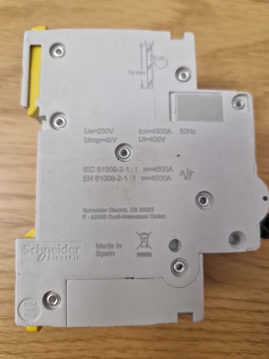 Siguranță electrica Schneider Easy 9
