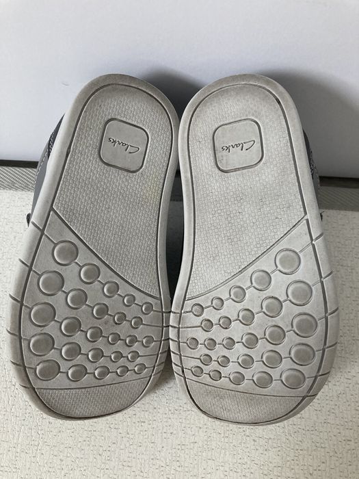 Детски обувки Clarks 23