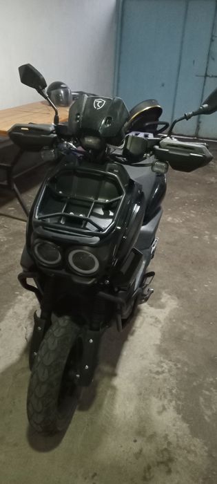 Yadaya, Skuter moped