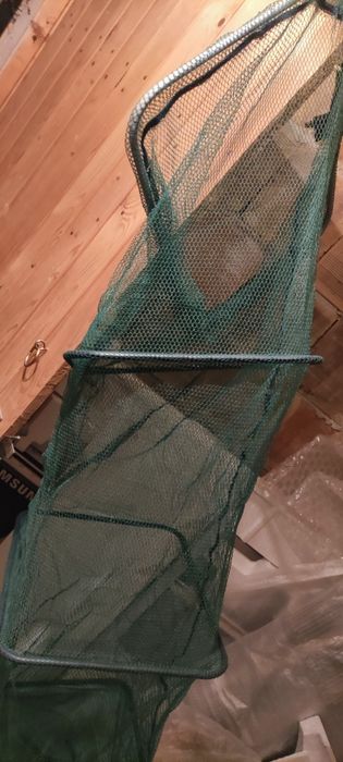 Продавам живарник