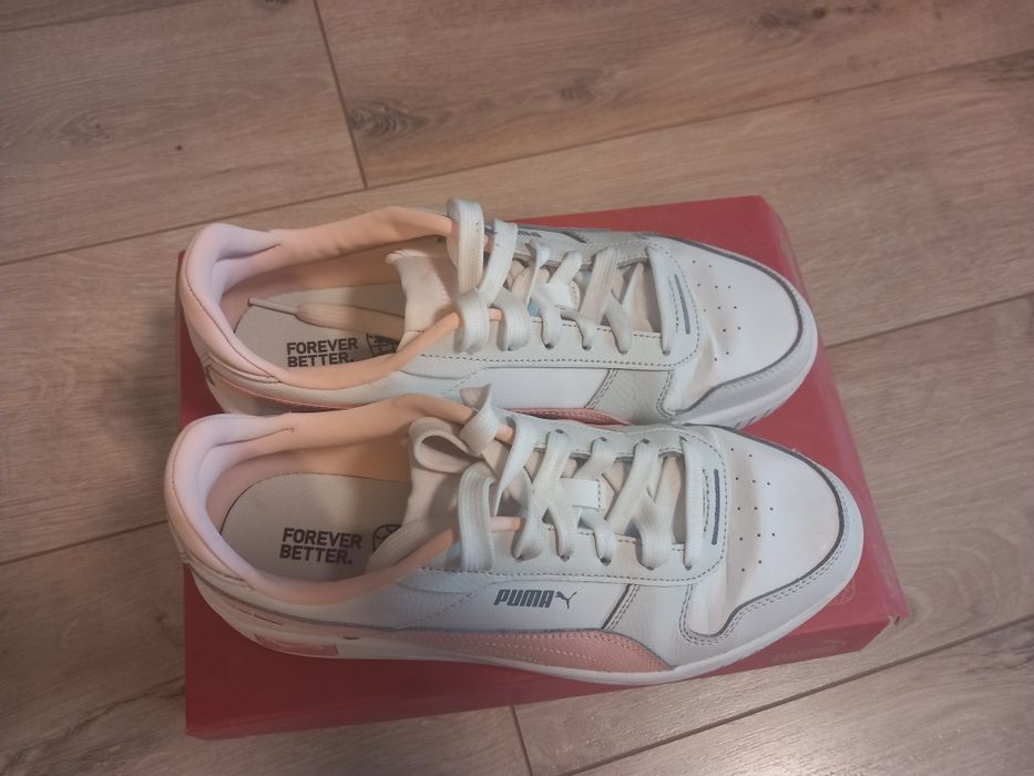 Дамски сникърси Puma, номер 40