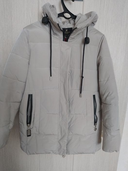 Продам куртки зимние