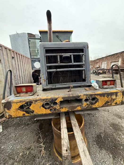 Срочно продается погрузчик XCMG ZL 30 G не на ходу шины и акуму-ра нет