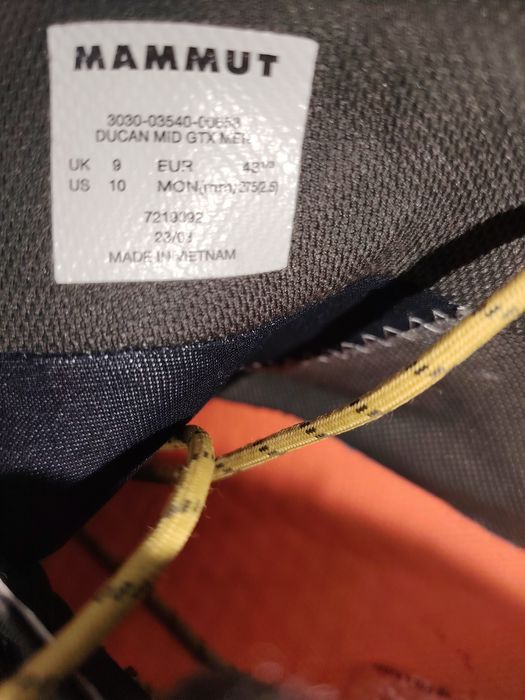 Туристически  обувки Mammut N43Продадени