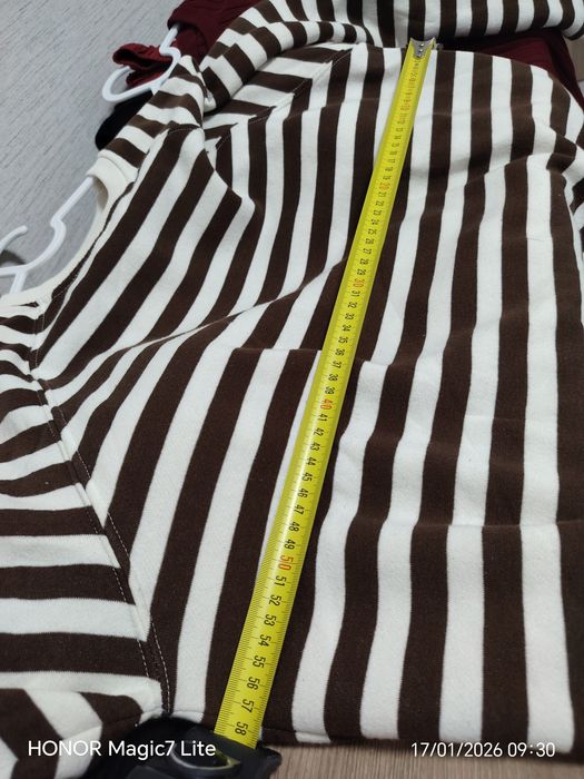 Тънко пуловерче Бордо и топъл обемен суичър райе