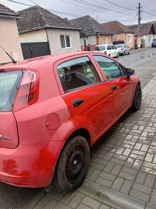 Fiat punto de vanzare