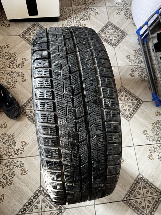 Продается комплект шины