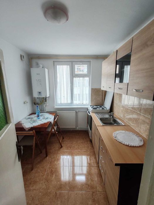 Ap.2 camere central de închiriat | lângă Spiru Haret | Piatra Neamț