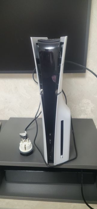 Продам Playstation 5 slim