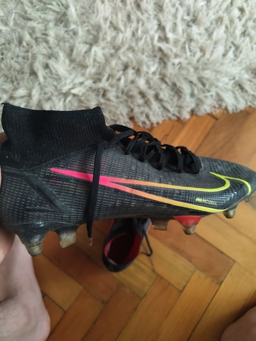 Vând Nike mercurial