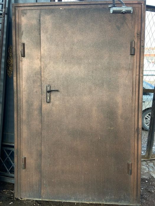 Железная дверь,б/у