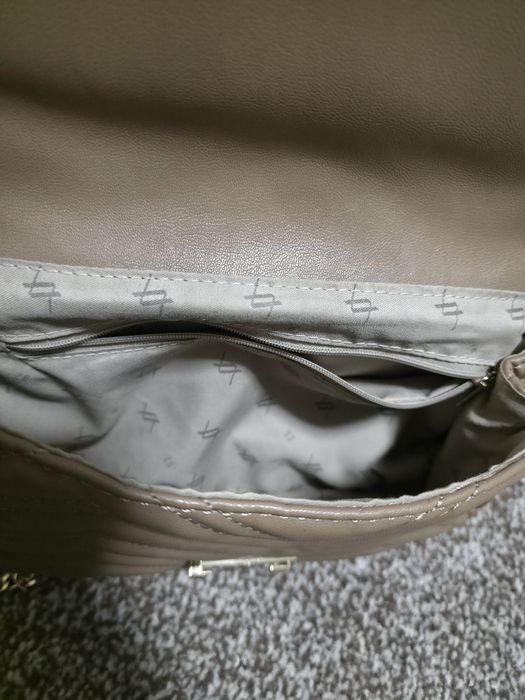 Кафяви дамски чанти