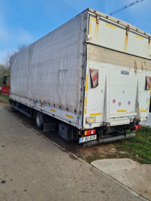 Vând Iveco Eurocargo 8.180  7,5 t cu lift an 2012, Euro 5