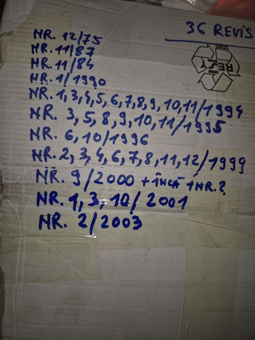 Vând colecția Revista Autoturism raritate marea parte fiind după 1990