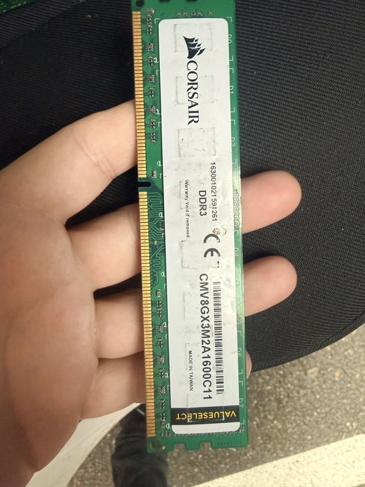 Componente RAM: Kit Server 16GB DDR2 / DDR3 Desktop / DDR4 Laptop