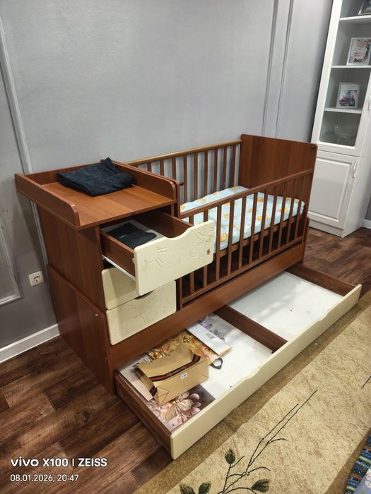 Продаётся детская кроватка-трансформер