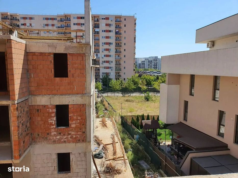 Apartament 4 camere Bloc 2027 Metrou Nicolae Teclu
