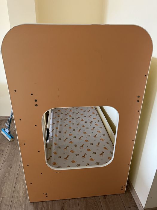 Детско двуетажно легло