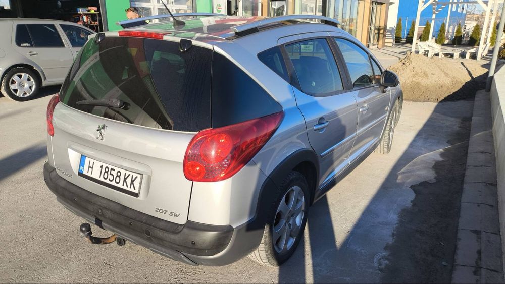 Peugeot 207 sw 2010 г.