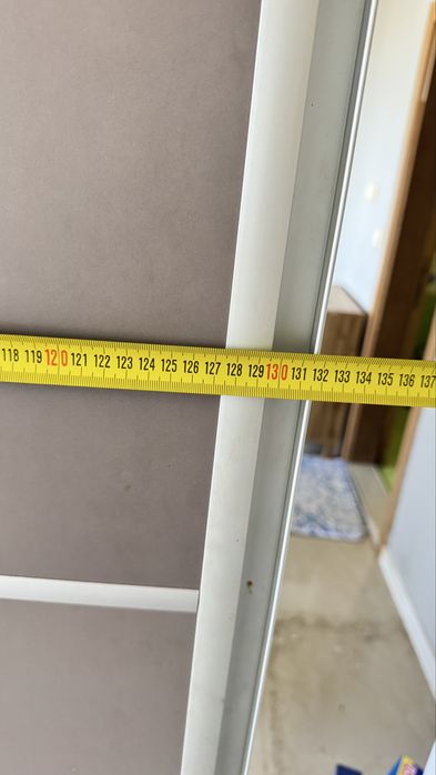 Интериорна плъзгаща врата.