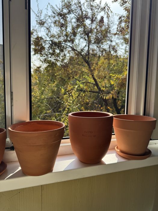 Глиняные горшки 4 штуки