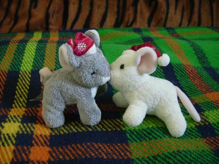 Гумена детска топка за американски футбол и малка топка