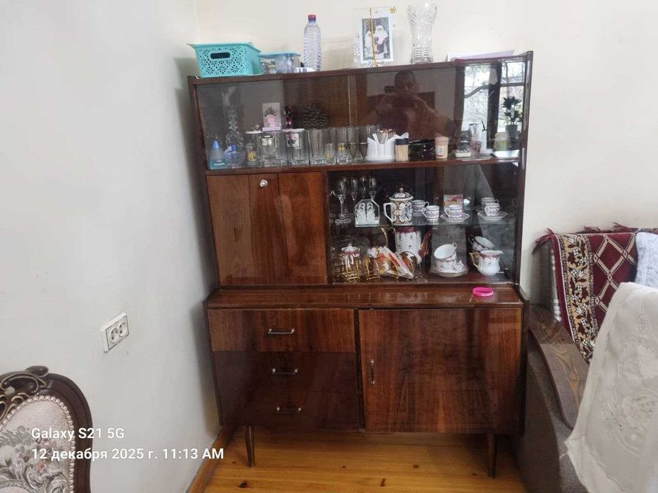Продается сервант бу