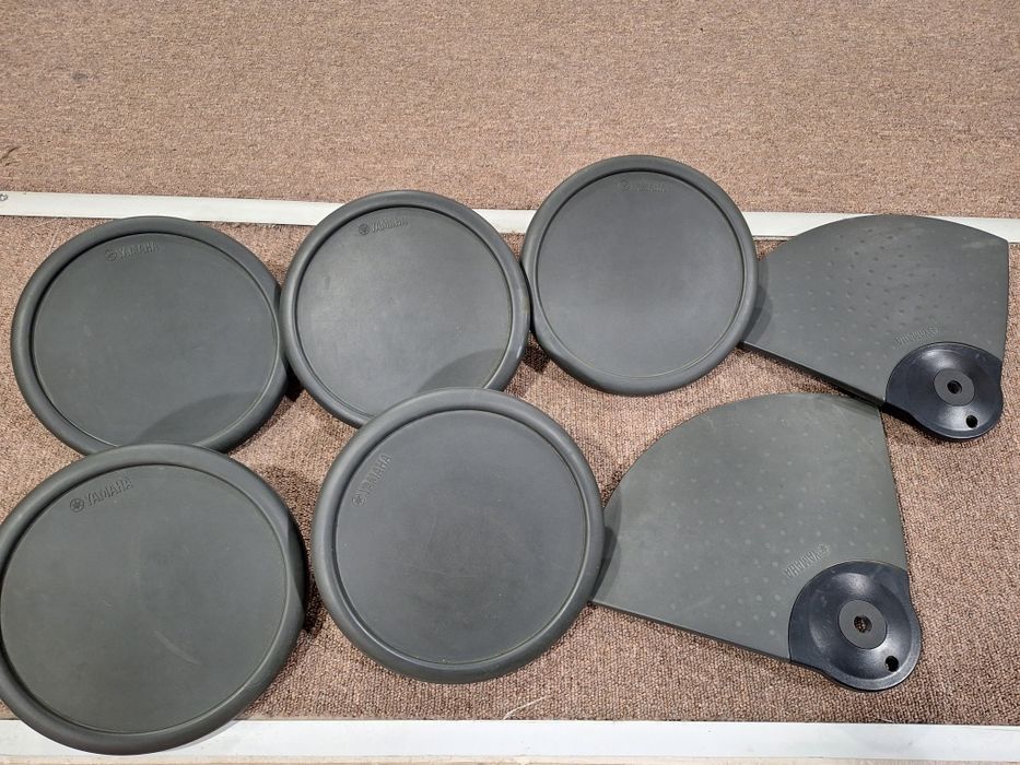 Продават се падове yamaha