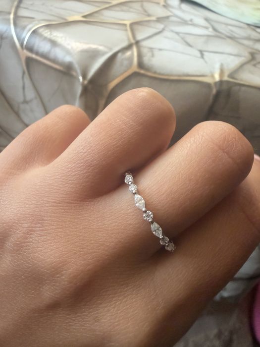 Пръстен с moissanite diamonds