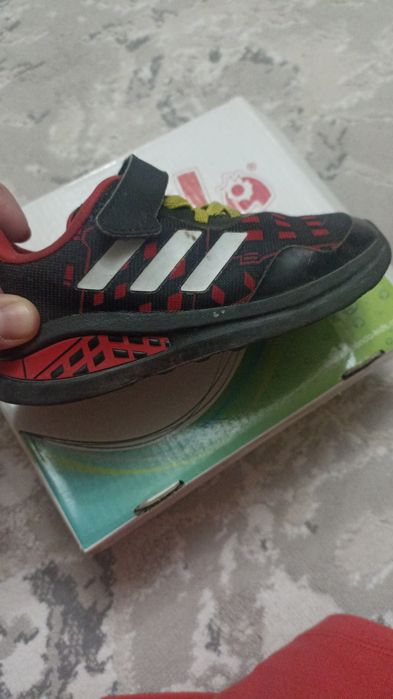 Кроссовки оригинал Адидас