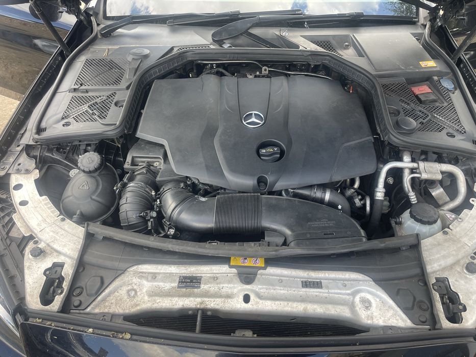 Dezmembrez c class c220 w205 amg full led