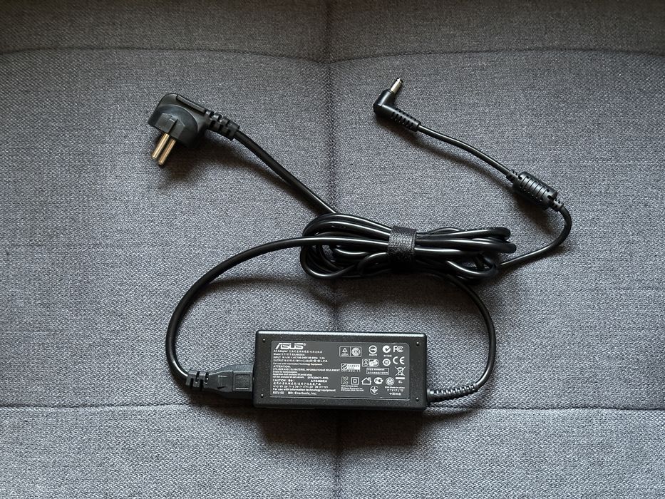Блок питания Asus