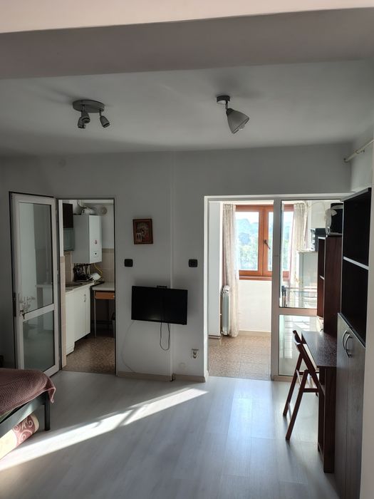 Garsoniera Centru-Hala,Direct proprietar,25mp