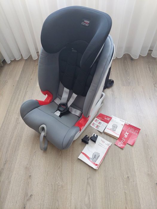 Столче за кола Britax Römer Advansafix II SICT (9–36 кг)
