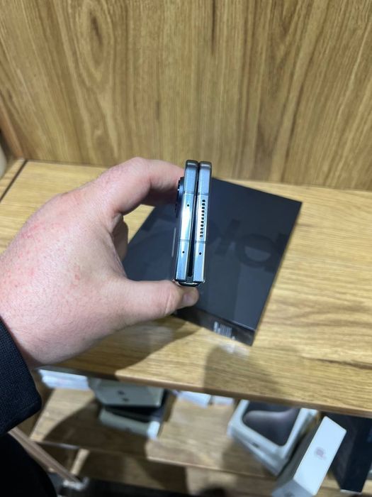 Samsung Fold 4 12/256 Black Vietnam Dual Sim