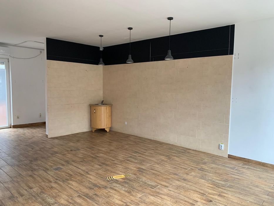 Vanzare SPATIU COMERCIAL 7 noiembrie