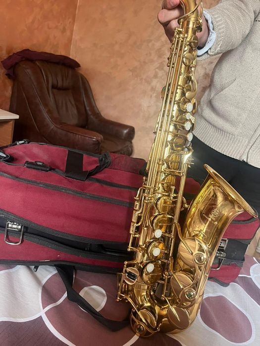 Vând Saxofon .Yamaha a-yas_62-.G1 -90%  nou