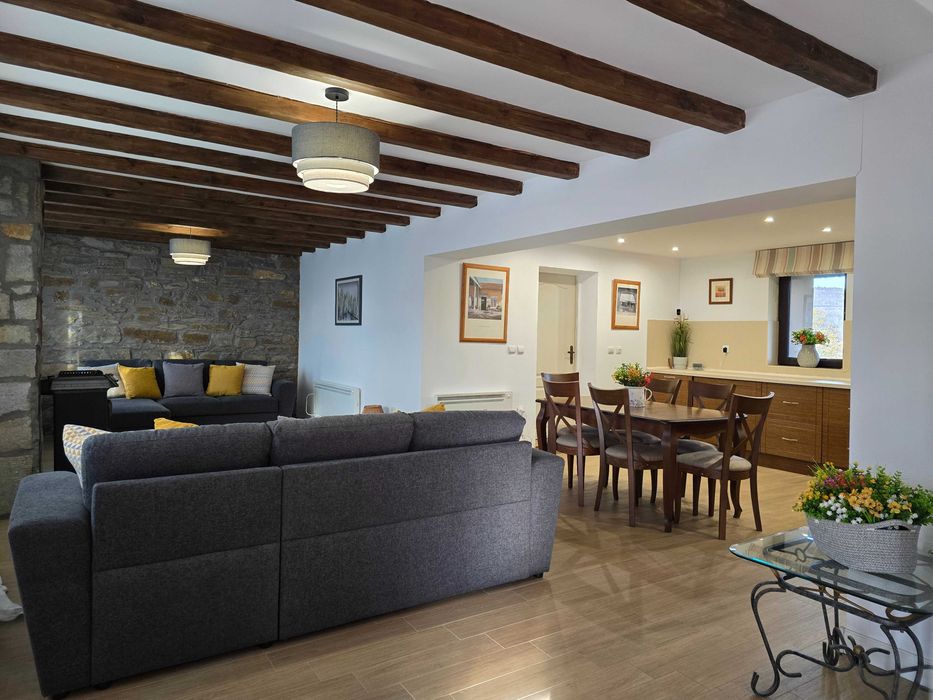 Продава се Къща в с. Церова кория, Област Велико Търново - 250 кв.м за 1400 €/кв.м - Снимка #4