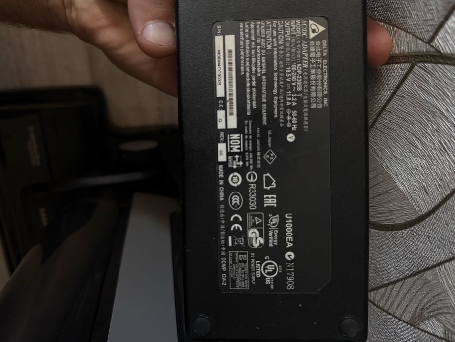 Продам ноут ASUS ROG g751