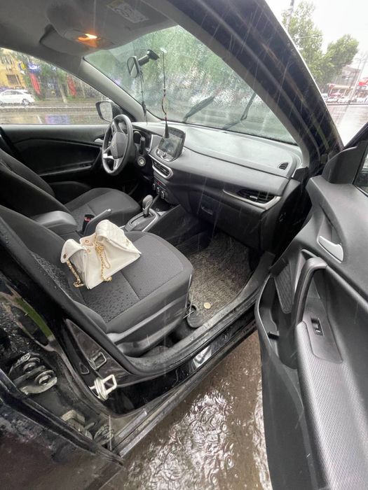 Chevrolet Tracker 2023 — 8