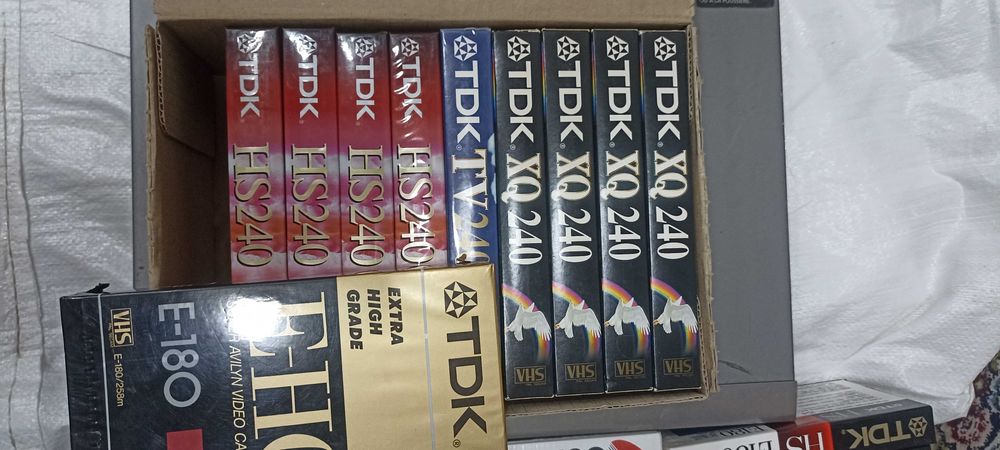 Видеокассеты VHS