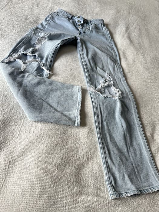 Blugi rupti XS talie inalta