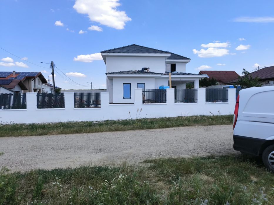 Se vinde casa  in  Sanmartin