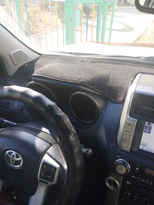 Накидка на панель Toyota Prado 150