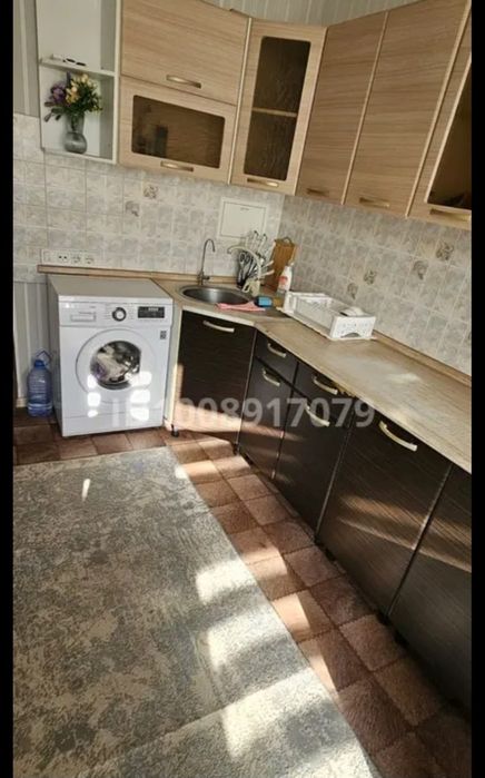 Продам трехкомнатную квартиру