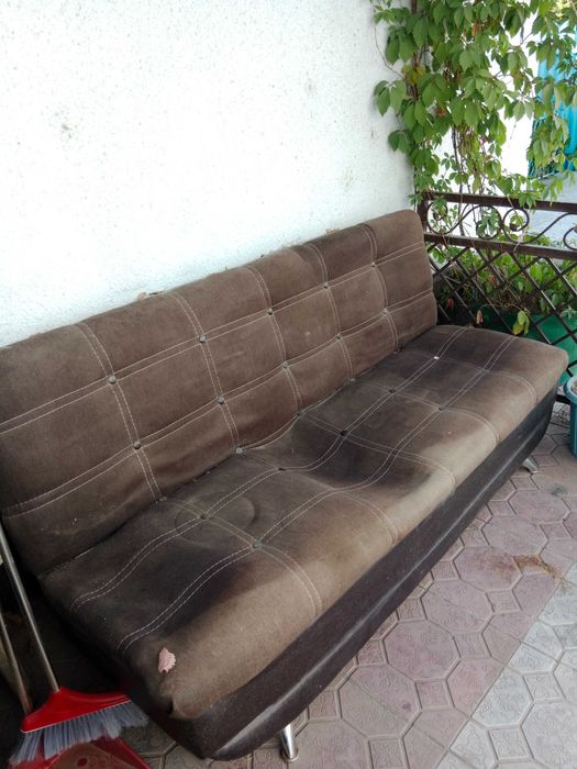 продам диван и два кресла