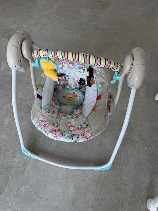 Vand balansoar electric și masa de infasat