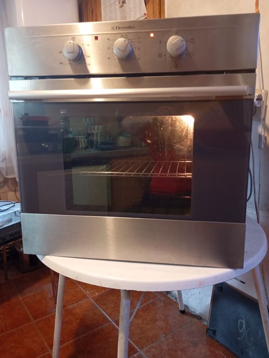 Cuptor electric incorporabil Electrolux